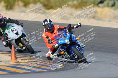 media/Dec-18-2022-SoCal Trackdays (Sun) [[8099a50955]]/Turn 10 (140pm)/